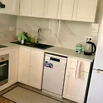 Cozy Frenchy Apartment Nearby La Seine